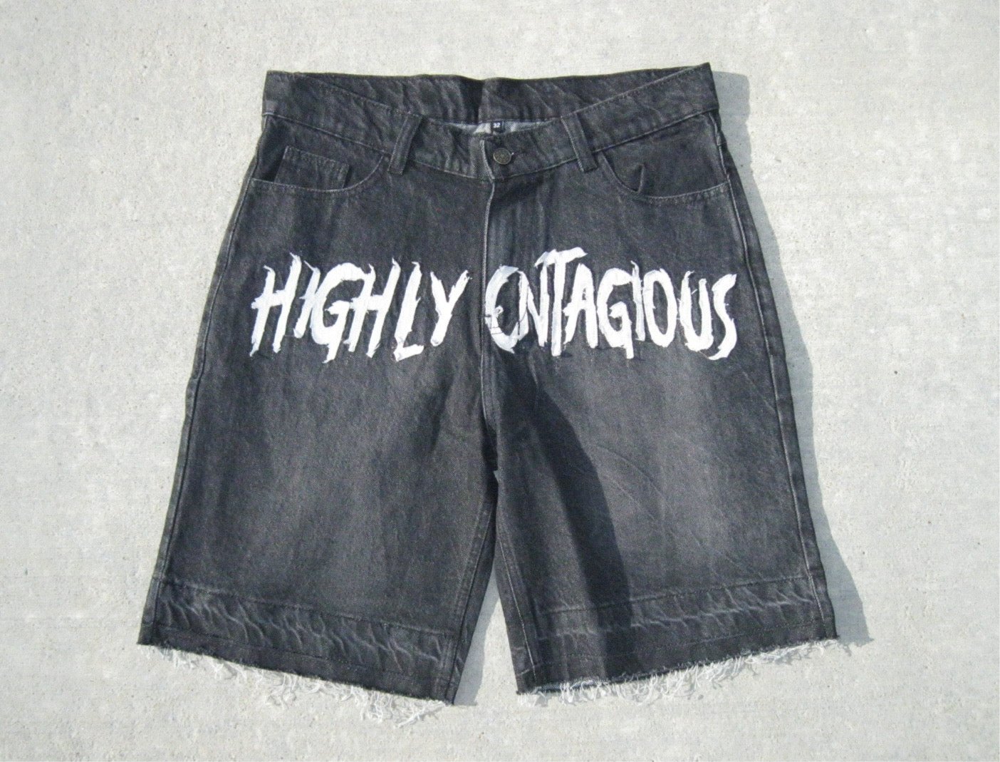 BLACK HIGHLY CNTAGIOUS JORTS