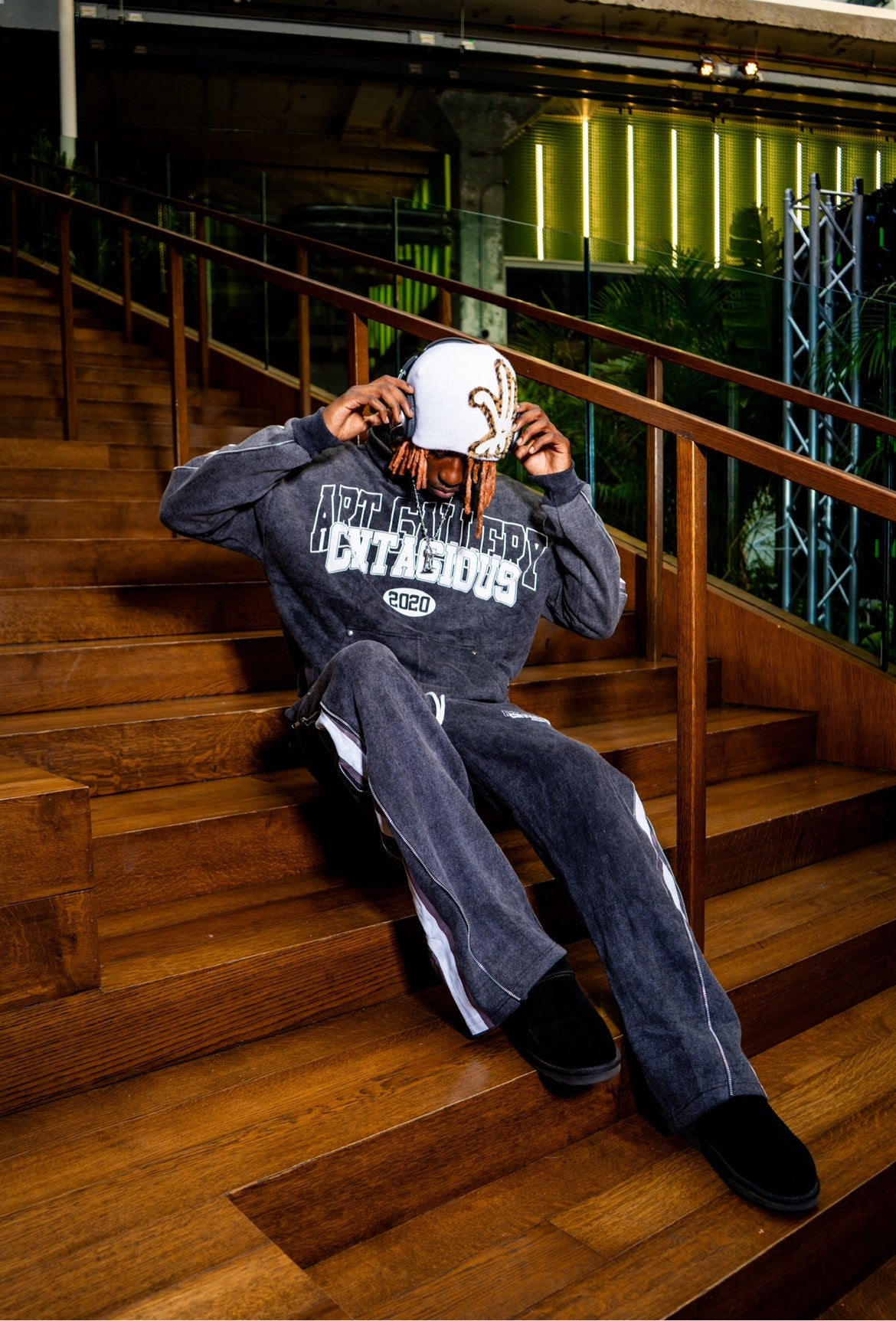 Black Art Gallery Sweatsuit